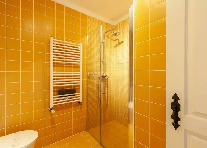 Eido Do Carvalhoso - Em * ארקוס דה ואלדבז